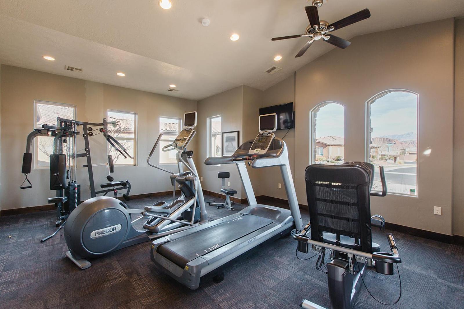 Pv 99 Private Hot Tub, Ping Pong Table, Xbox X Series And Resort Amenities Santa Clara ภายนอก รูปภาพ